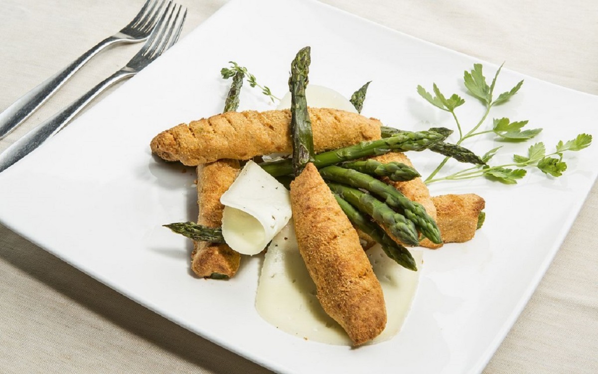 WEB_In-cucina-con-CPT_Asparagi_1400x875px-1030x644