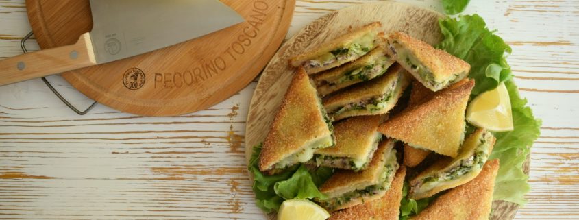 ricetta di pesce e formaggio che unisce mare e terra con le alici in carrozza e pecorino toscano dop