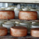 formaggi prodotti dalla famiglia Spadi nel Caseificio Follonica in Toscana