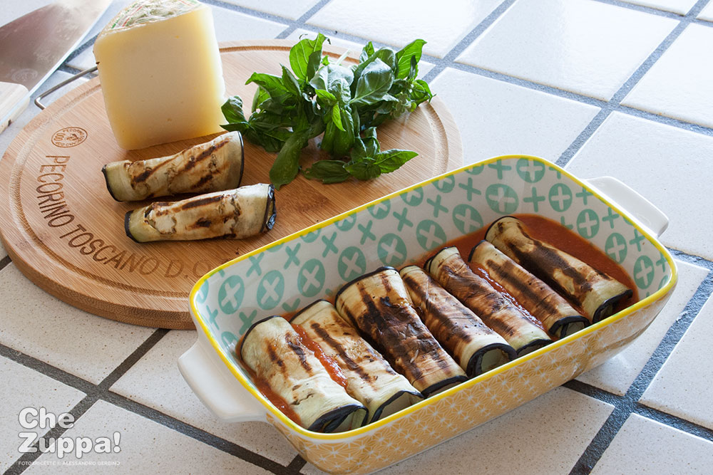 Involtini-melanzane-pecorino-preparazione02 ricetta di involtini melanzane e pecorino toscano dop
