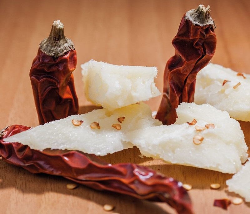 abbinamento in cucina con pecorino toscano dop e peperoncino