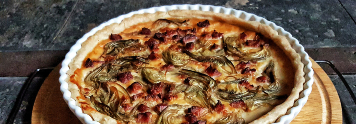 Torta salata con carciofi, pancetta e Pecorino Toscano DOP